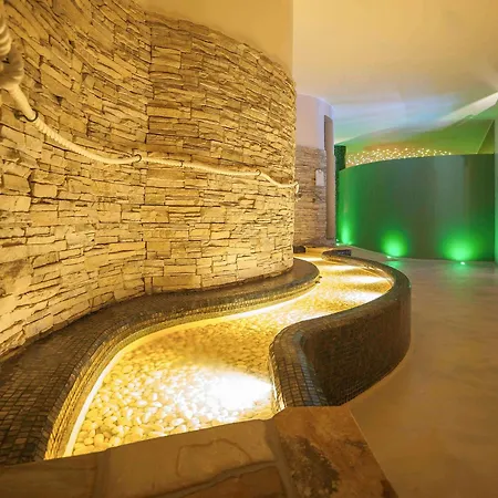 Mercure E فندق