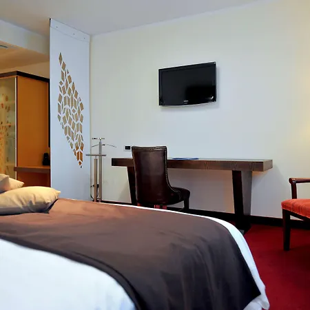 Mercure فندق أولبيا