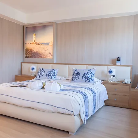 Mercure E 4* أولبيا
