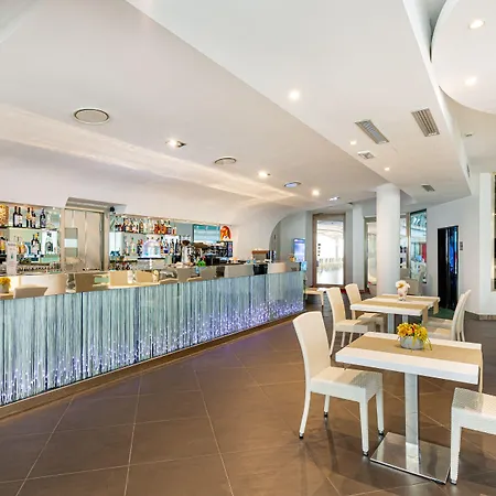 Mercure E فندق أولبيا