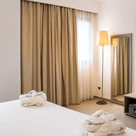 Mercure E فندق أولبيا