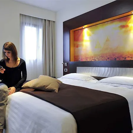 Mercure E